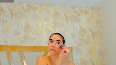 Sophie online show from 10/15/25, 12:49