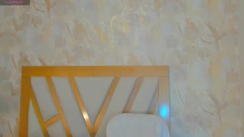 Sophie online show from 01/09/26, 01:14