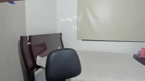 Sophia online show from 11/09/25, 05:17