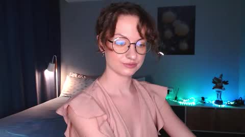 sophieleroux online show from 11/29/25, 04:10