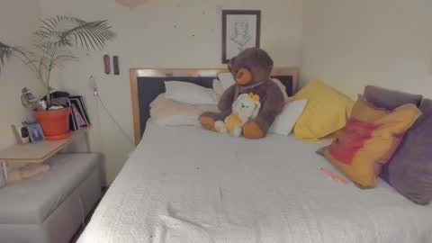 SofiTrans21 online show from 10/21/25, 10:21