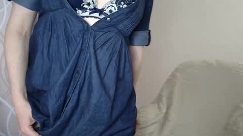 Snapshot of sophiemisss chatting on 10/05/25, 09:29 Sophiemisss online show from 10/05/25, 09:29