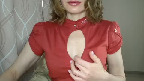 Sophiemisss online show from 04/11/26, 10:52