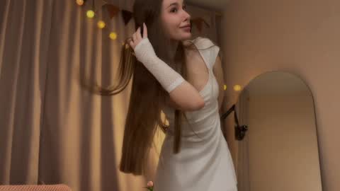 Snapshot of sophiephoria chatting on 12/07/24, 05:53 Sophie Next stream 3 online show from 12/07/24, 05:53