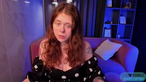 Sophie online show from 02/15/26, 08:05