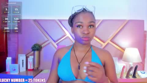 Sophie online show from 03/03/26, 12:44