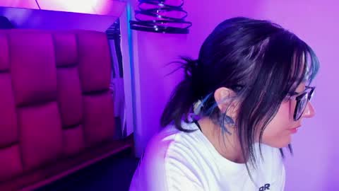   Sophie  online show from 04/30/26, 09:19