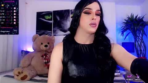 Snapshot of sophiieesweet chatting on 01/17/25, 06:26 Sophie Sweet online show from 01/17/25, 06:26