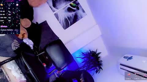 Snapshot of sophiieesweet chatting on 03/08/25, 03:45 Sophie Sweet online show from 03/08/25, 03:45