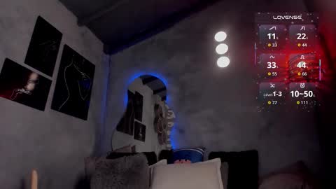 Dani online show from 09/30/25, 02:16