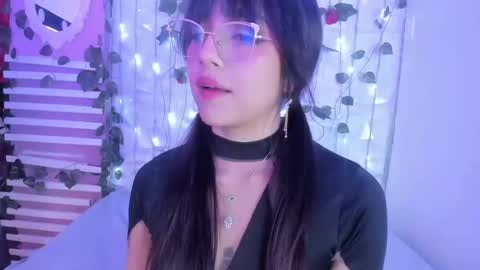 SOPHY ROGERS online show from 01/31/25, 06:03