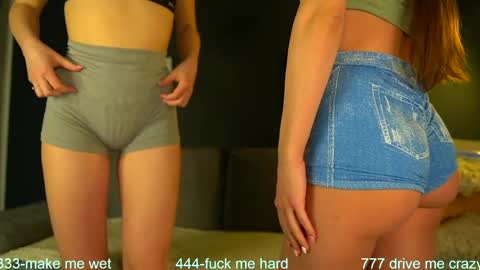 Sophydiva online show from 04/14/26, 05:24