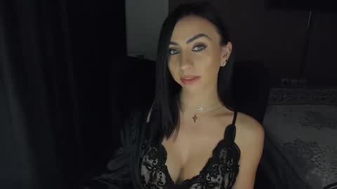 Soraya online show from 12/01/25, 01:43