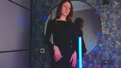 sorayanox online show from 12/21/25, 02:35