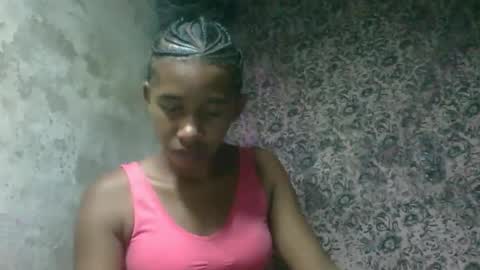 soriettezah online show from 02/18/26, 08:05