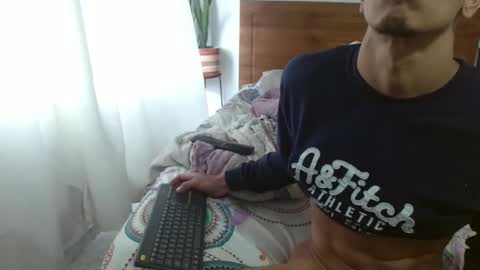 Snapshot of sornero777111 chatting on 10/20/25, 08:20 businessman online show from 10/20/25, 08:20