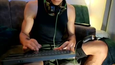 businessman online show from 06/18/26, 02:23