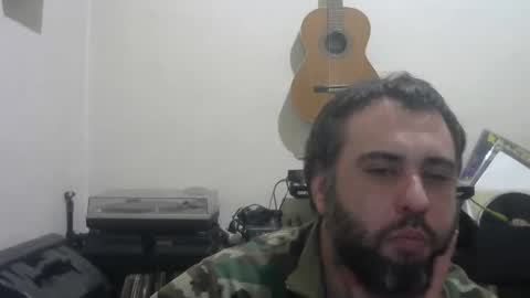 Snapshot of sorollrosa chatting on 12/03/25, 02:30 Metronomism online show from 12/03/25, 02:30