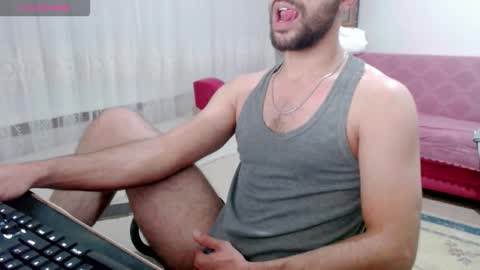 luis online show from 10/29/25, 09:05