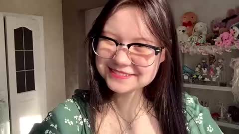 lily online show from 10/18/25, 05:54