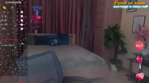 Lisa online show from 10/06/25, 01:25