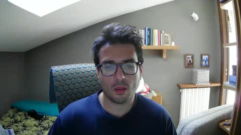 Snapshot of soulground77 chatting on 10/16/25, 12:28 Lucag88 online show from 10/16/25, 12:28