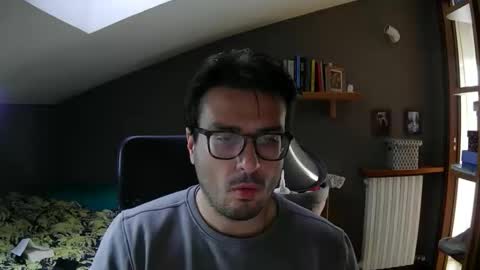 Snapshot of soulground77 chatting on 10/21/25, 02:51 Lucag88 online show from 10/21/25, 02:51