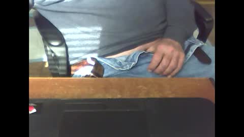 Snapshot of sounman chatting on 01/23/25, 05:42 sounman online show from 01/23/25, 05:42