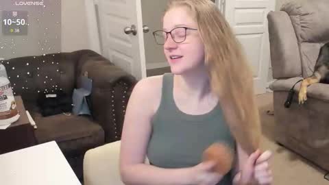 Bunnydathug online show from 12/17/25, 09:59