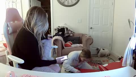 Snapshot of southernbarbii chatting on 01/16/25, 11:16 Your Barbii online show from 01/16/25, 11:16