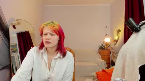 Leah online show from 02/15/26, 10:28