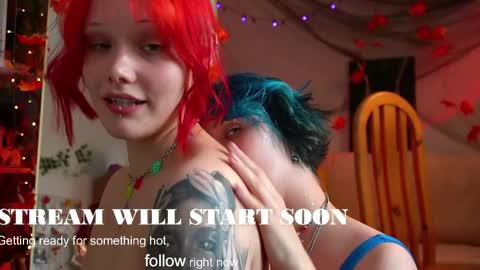 Snapshot of sova_energy chatting on 05/13/26, 11:07 Leah online show from 05/13/26, 11:07