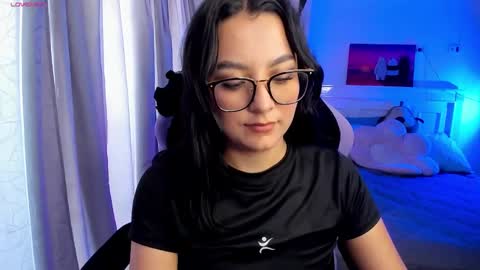 Lili online show from 01/17/25, 09:50