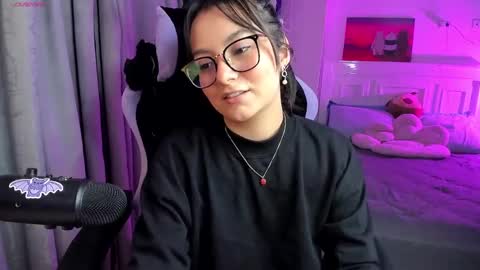 Lili online show from 01/26/25, 02:56