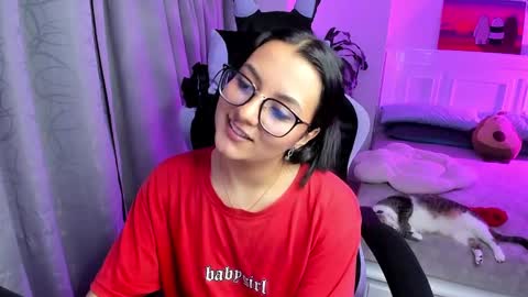 Lili online show from 02/21/25, 01:11