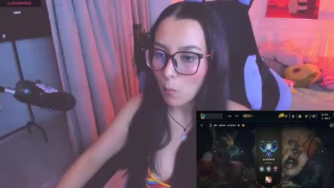 Lili online show from 03/13/26, 12:06