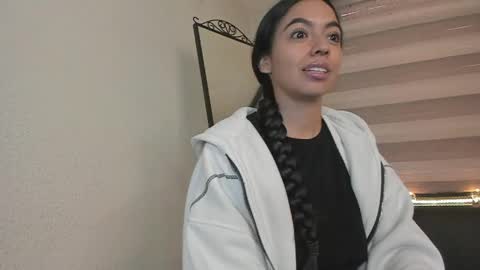 soy_gabrielaa online show from 05/19/26, 12:55