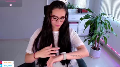 Luisa    online show from 01/31/25, 09:48