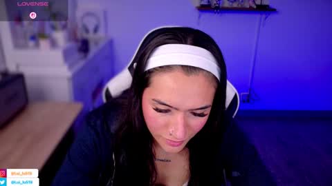 Luisa    online show from 10/23/25, 08:18