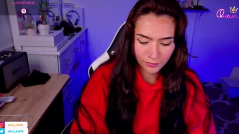 Luisa    online show from 02/15/26, 02:08