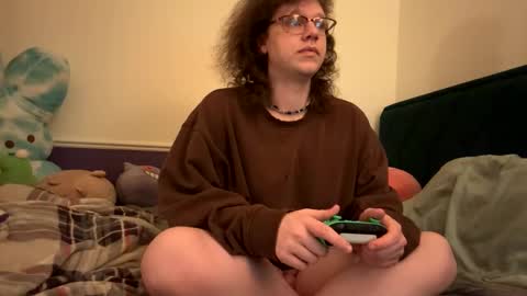 Soyboy20 online show from 11/18/25, 03:12