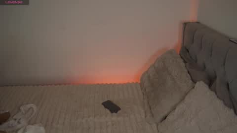 Denise online show from 11/01/25, 04:42