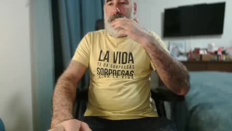 Snapshot of soyelpoti79 chatting on 03/02/25, 01:27 WhiteWolfFL online show from 03/02/25, 01:27