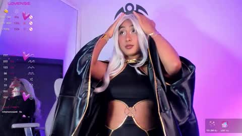 Juliana online show from 10/31/25, 11:39