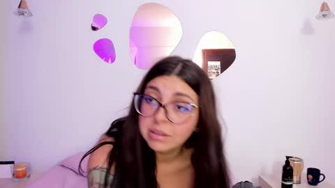 Snapshot of soysamicita_ chatting on 02/14/25, 01:13 Sami Diaz online show from 02/14/25, 01:13