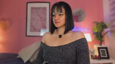 Snapshot of soysaraa_ chatting on 07/01/26, 04:47 Aleja online show from 07/01/26, 04:47