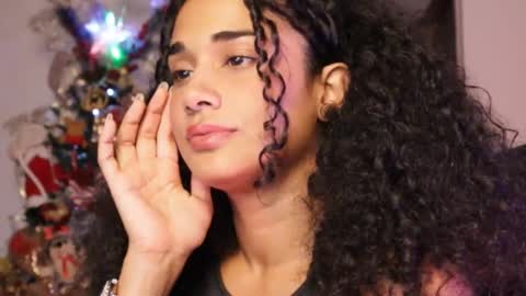 You want to talk to me more personal follow me in My Channel VIP  50 the discount       online show from 01/05/25, 04:25