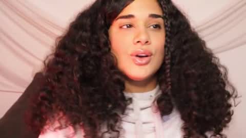 You want to talk to me more personal follow me in My Channel VIP  50 the discount       online show from 02/25/25, 11:44