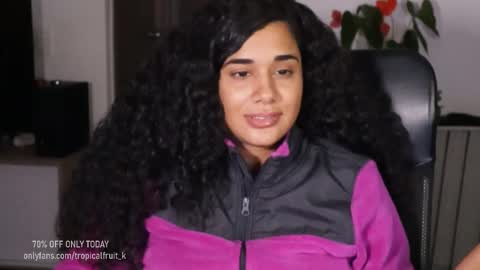 You want to talk to me more personal follow me in My Channel VIP  50 the discount       online show from 09/14/25, 01:16