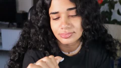 You want to talk to me more personal follow me in My Channel VIP  50 the discount       online show from 09/27/25, 10:53